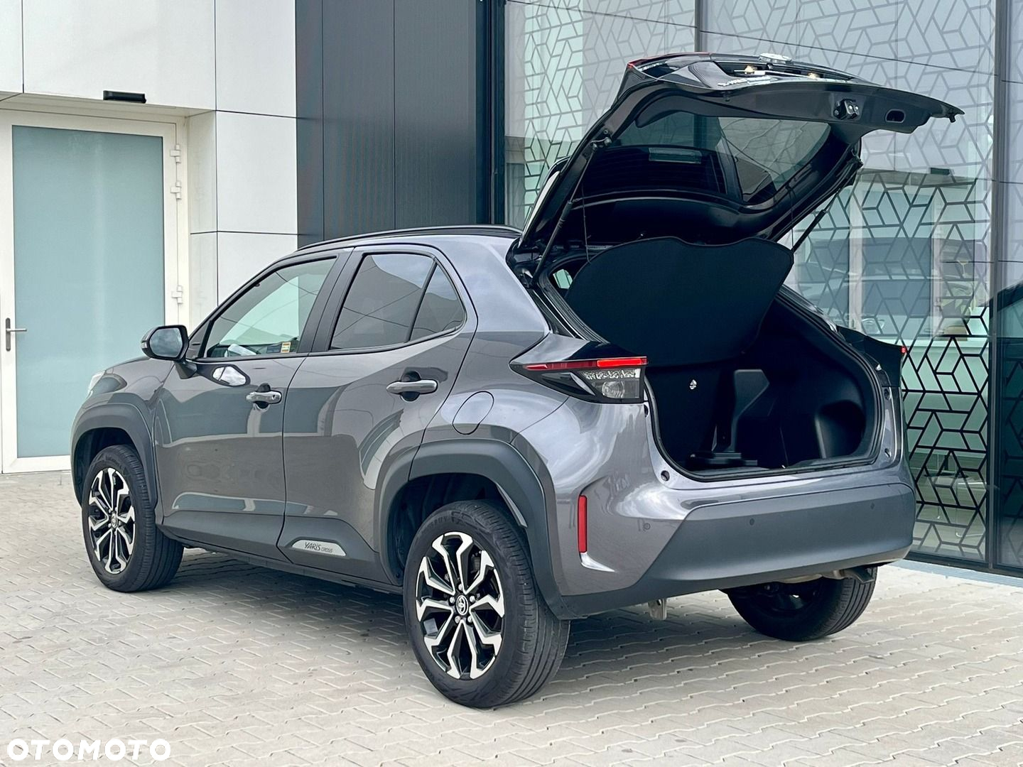 Toyota Yaris Cross Hybrid 1.5 Comfort - 30
