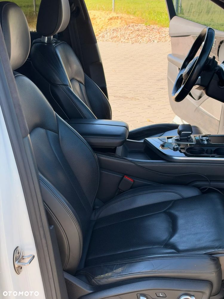 Audi Q7 3.0 TFSI Quattro Tiptr - 11