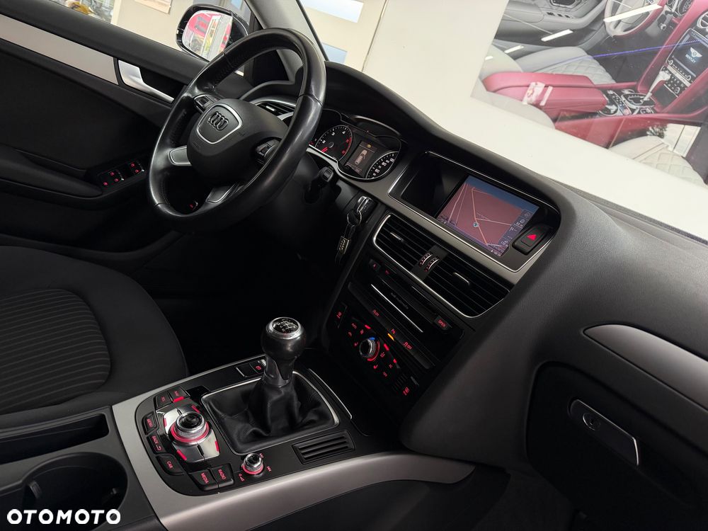 Audi A4 Avant 2.0 TDI Limited Edition - 40