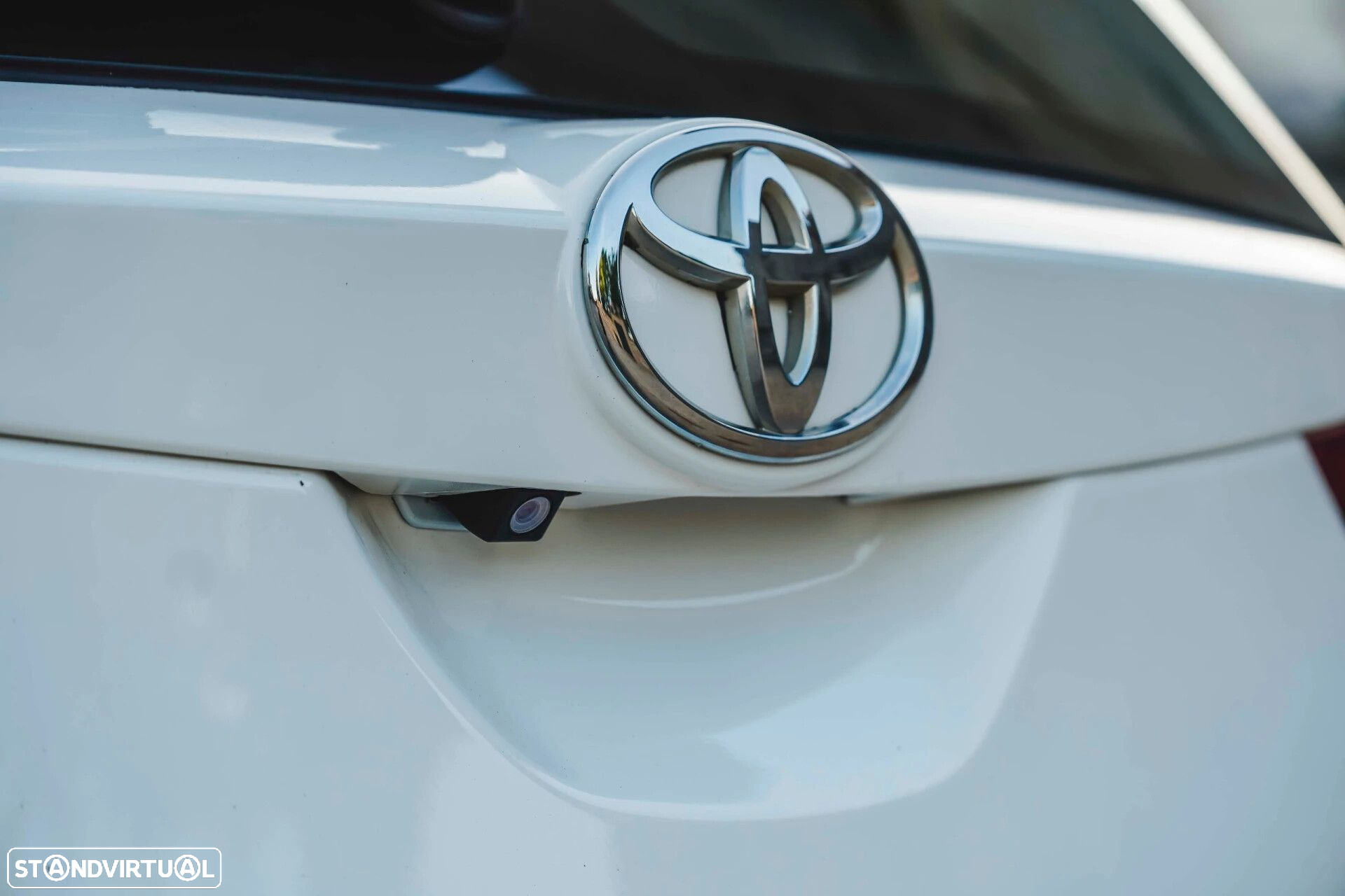 Toyota Auris 1.4 D-4D Comfort+J16+Navi - 38