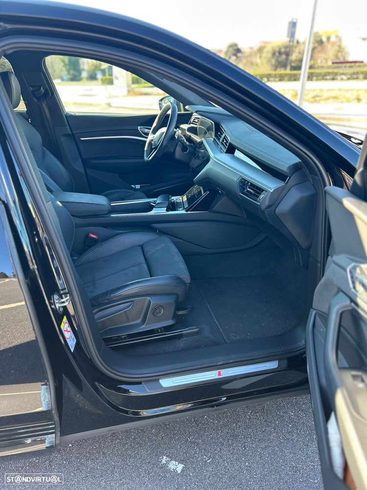 Audi e-tron 50 quattro S line - 28