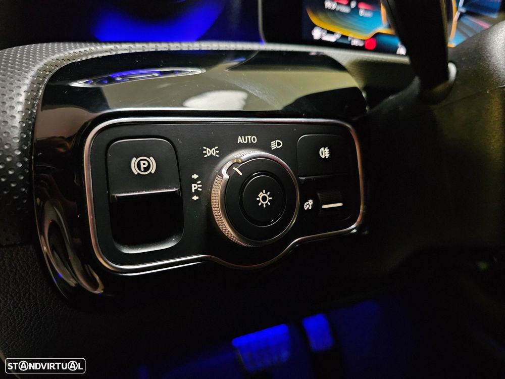 Mercedes-Benz A 35 AMG 4Matic Speedshift DCT 7G - 30