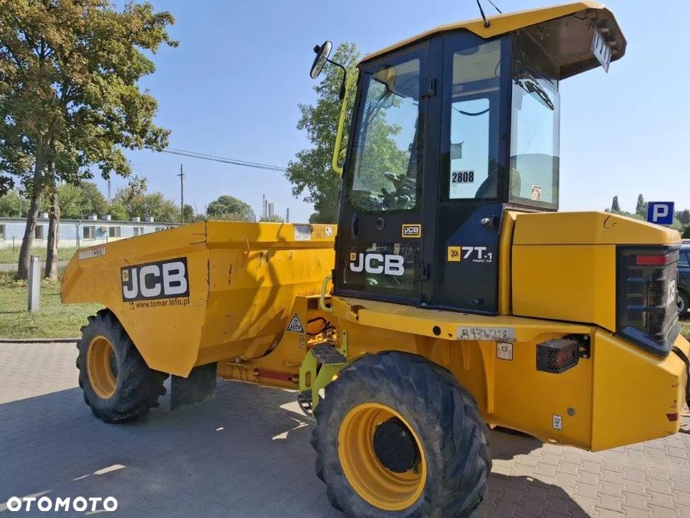 JCB 7FT - 6
