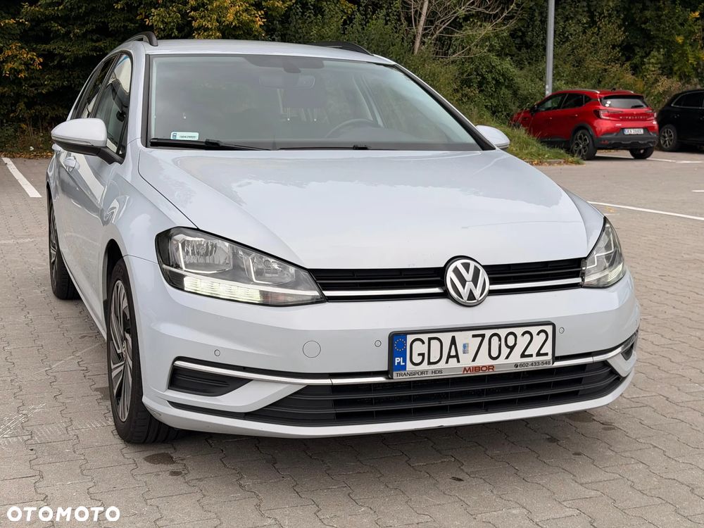 Volkswagen Golf - 35