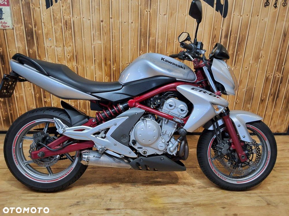 Kawasaki ER - 2