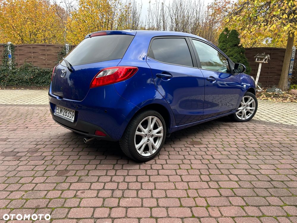 Mazda 2 - 11