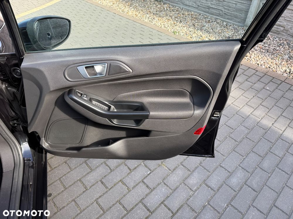 Ford Fiesta 1.25 Trend EU6 - 17