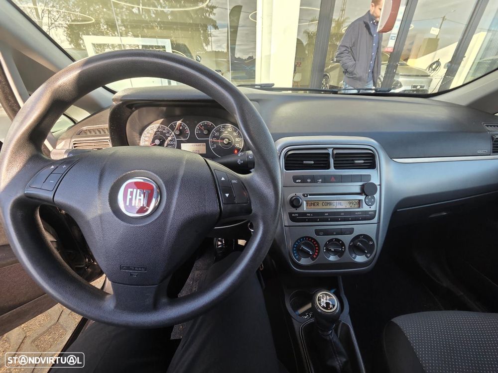 Fiat Grande Punto - 9