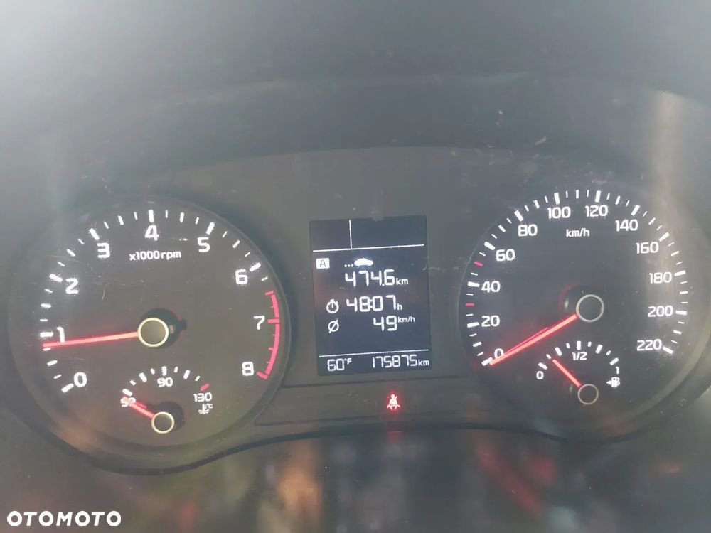 Kia Rio - 26