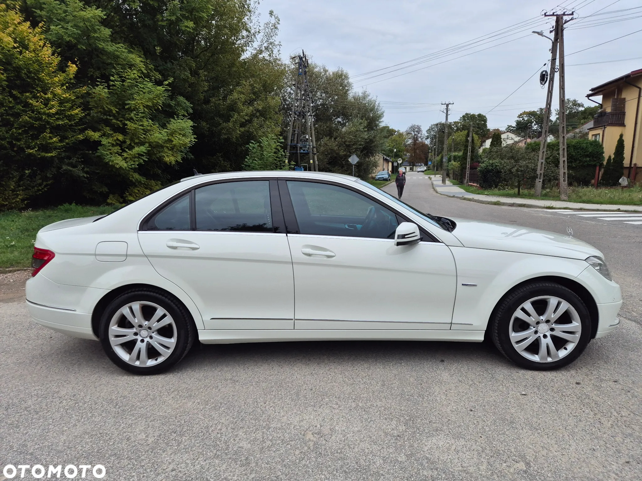 Mercedes-Benz Klasa C 180 T Kompressor BlueEFFICIENCY Avantgarde - 20