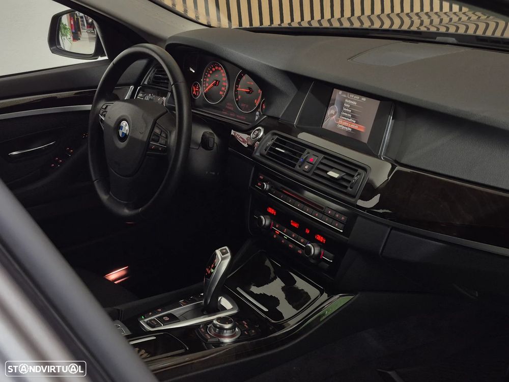 BMW 520 d xDrive Auto - 29