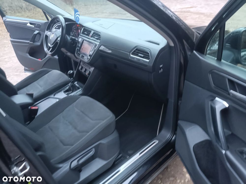 Volkswagen Tiguan 2.0 TDI SCR R-Line - 28