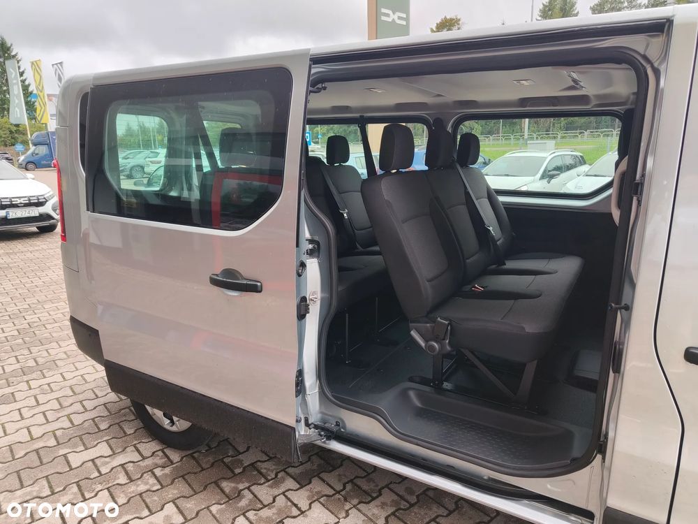Renault Trafic - 15