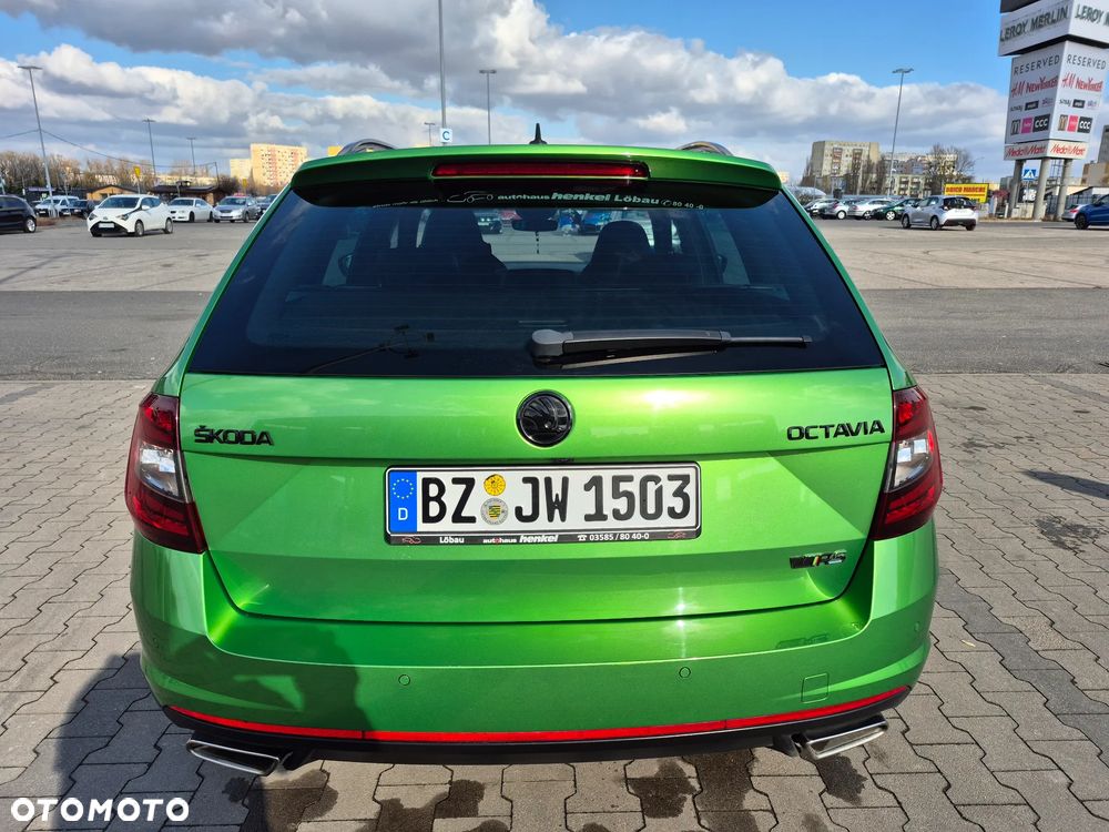 Skoda Octavia 2.0 TDI RS DSG - 29