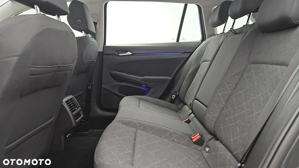 Volkswagen Golf - 24