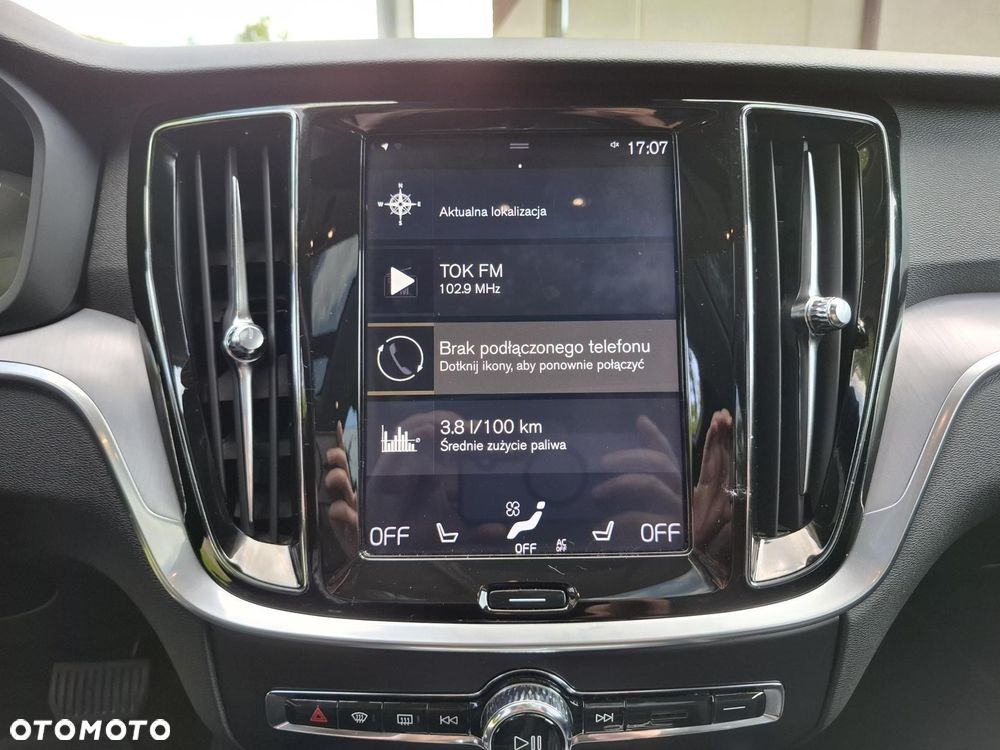 Volvo S60 T6 AWD Momentum Pro - 11