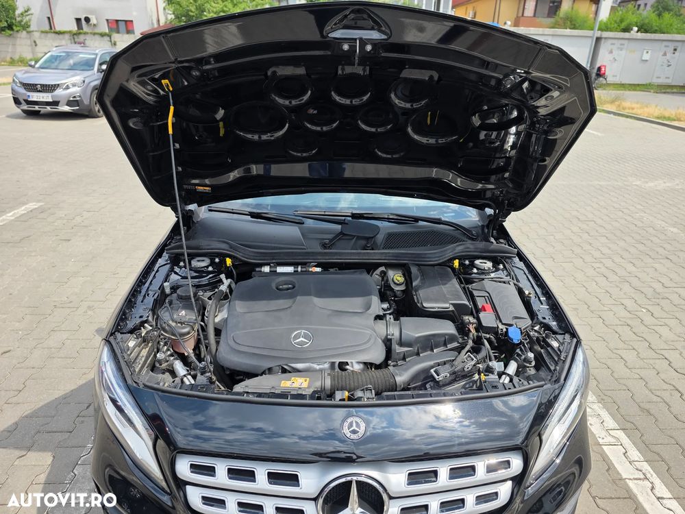 Mercedes-Benz GLA - 5