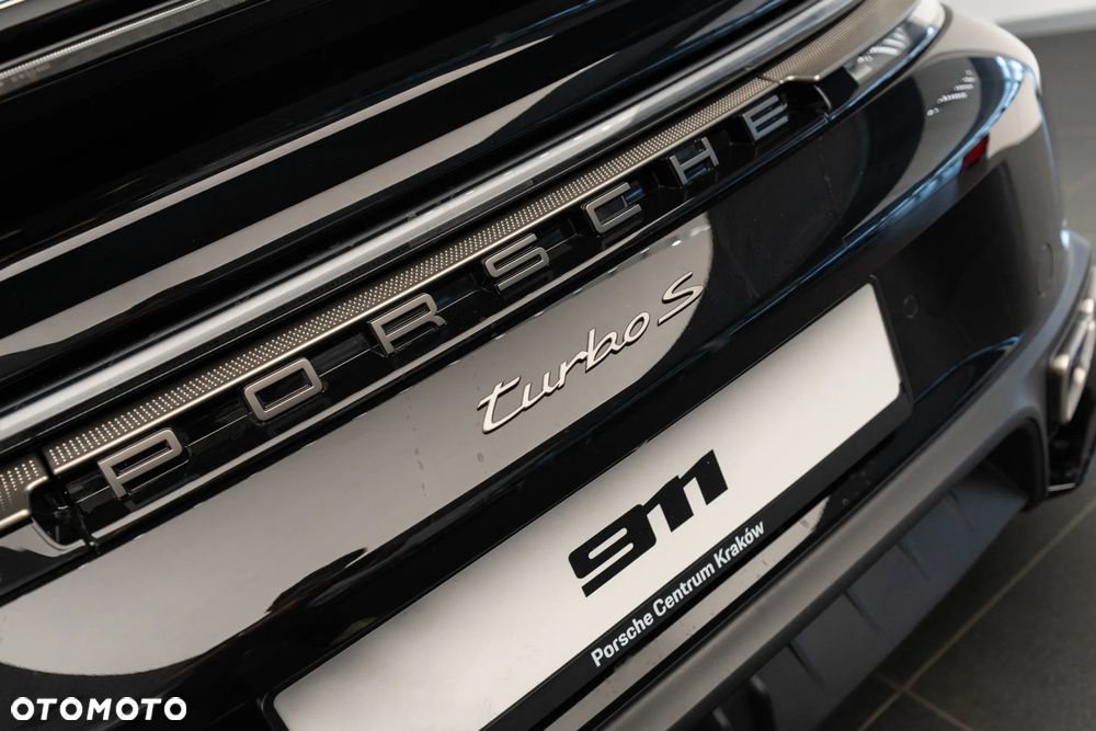 Porsche 911 Turbo S - 34