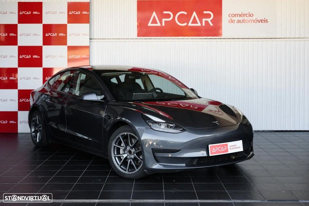 Tesla Model 3 2021 photo 3