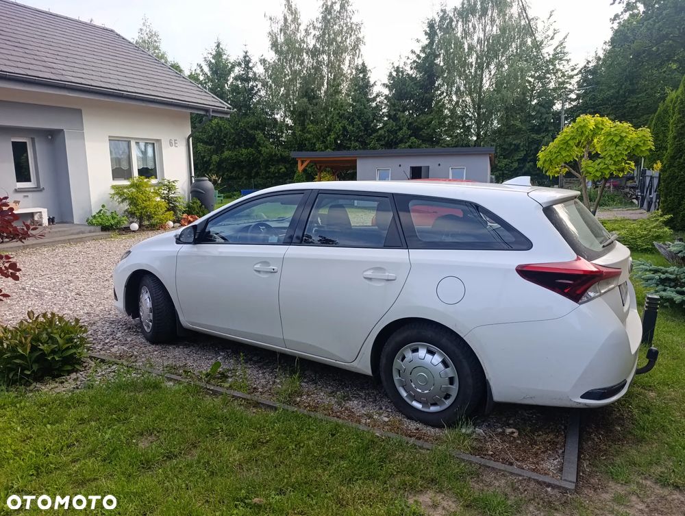 Toyota Auris 1.6 Active - 11