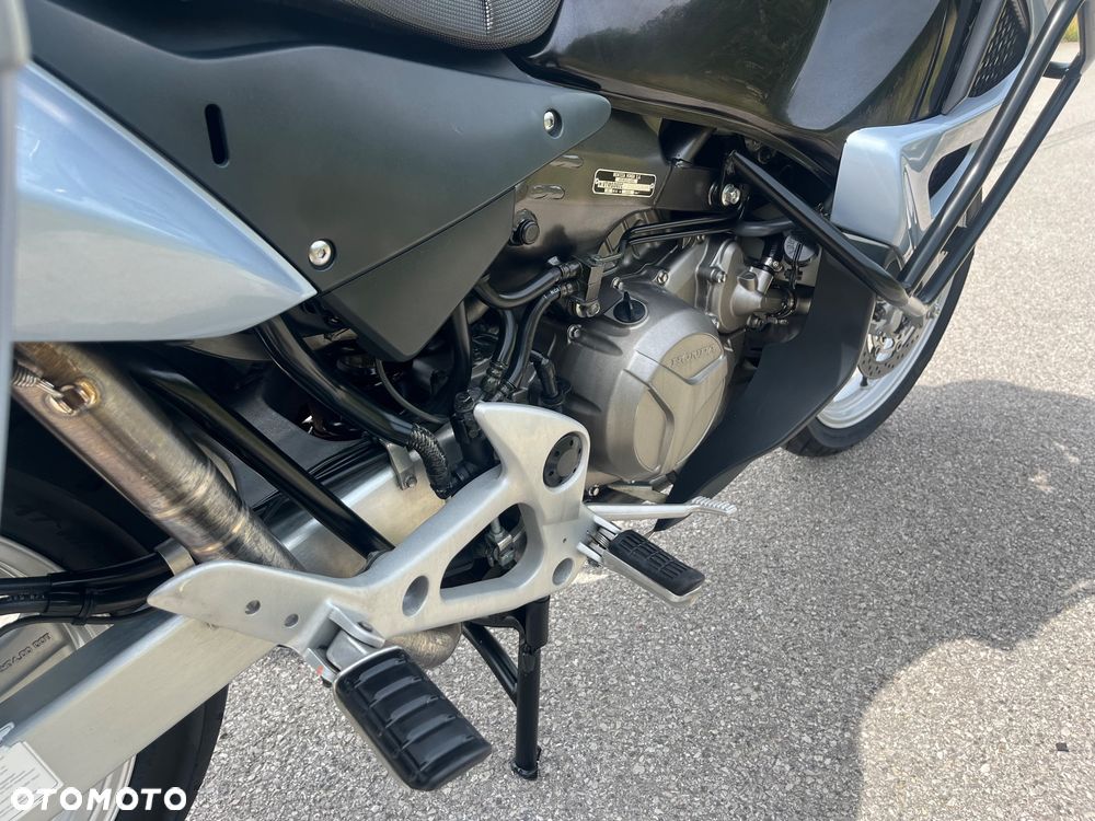 Honda Varadero - 23