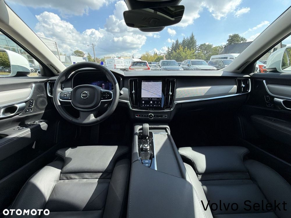 Volvo V90 Cross Country - 16