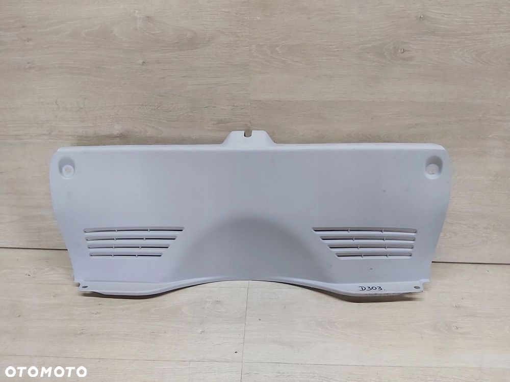 Toyota AYGO II osłona pasa tylnego plastik bagażnika tył 64716-0H030 - 1