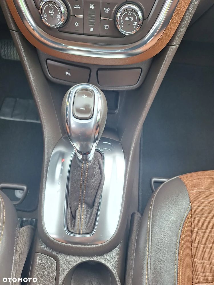 Opel Mokka 1.4 Turbo Automatik Color Edition - 23