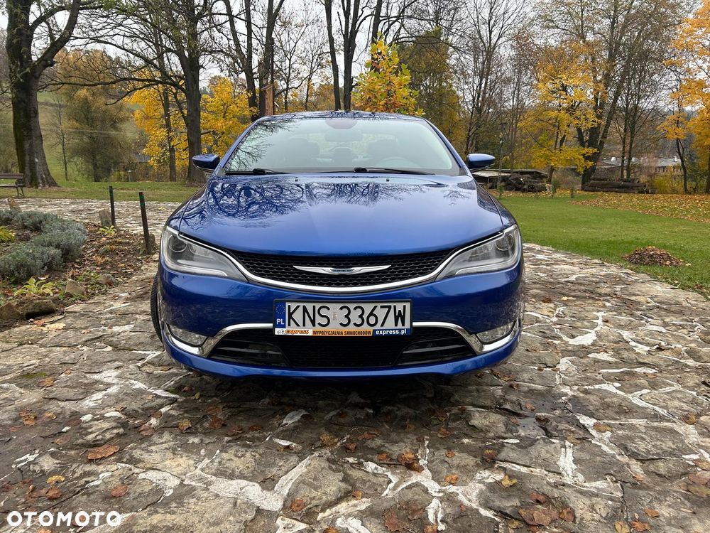 Chrysler 200 - 10
