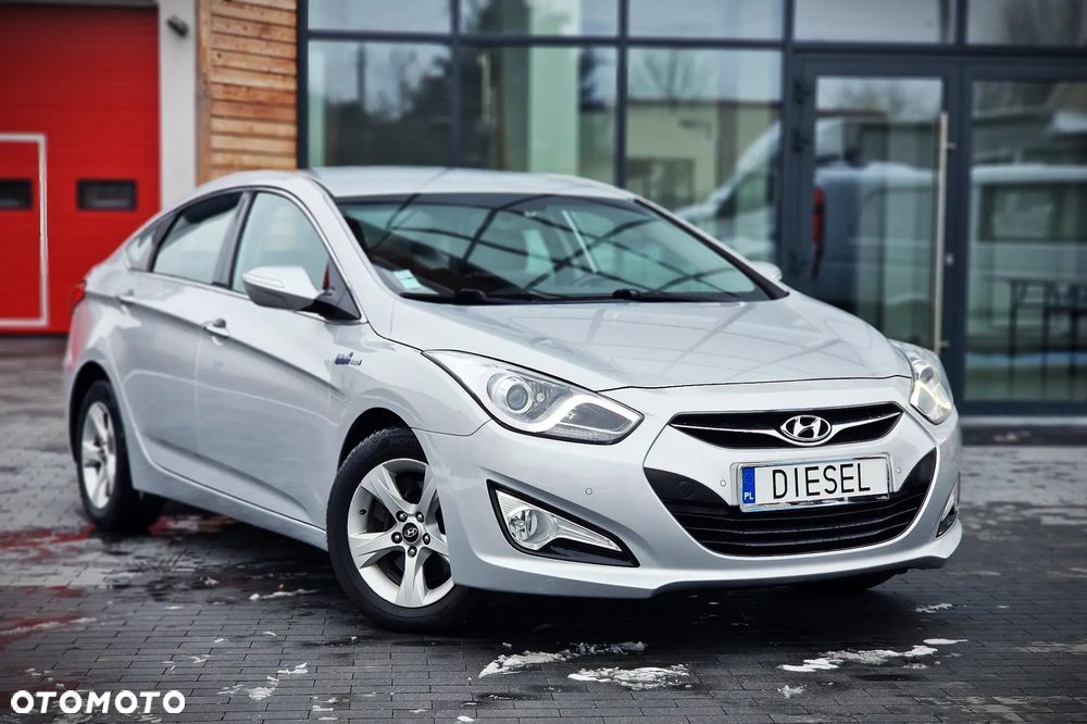 Hyundai i40 1.7 CRDi Comfort + - 7