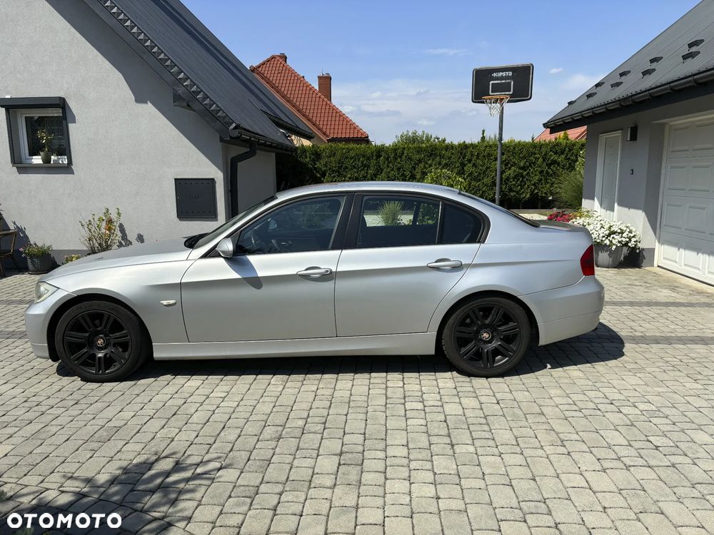 BMW Seria 3 320d - 4