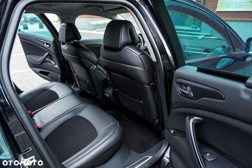 Citroën C5 3.0 HDi V6 Exclusive - 23
