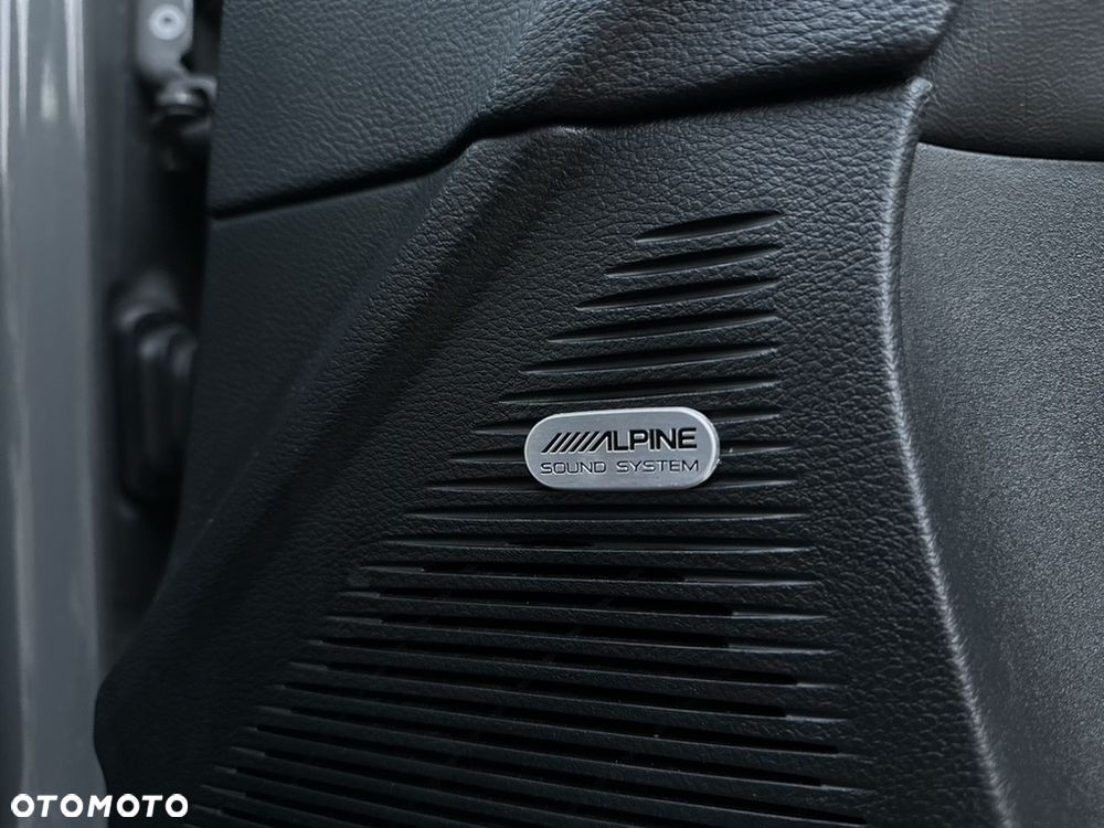 Dodge Challenger - 11