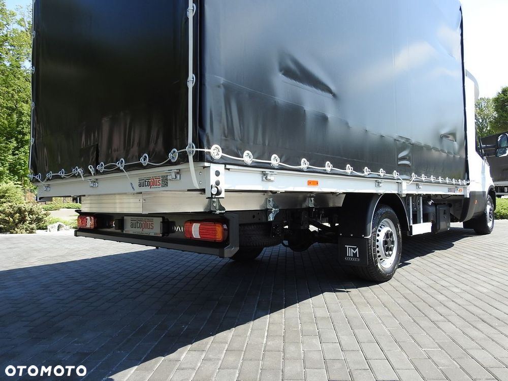 Iveco DAILY 35S18 NOWY PLANDEKA 8 PALET TEMPOMAT NAWIGACJA LEDY AUTOMAT HI-MATIC 180KM - 25
