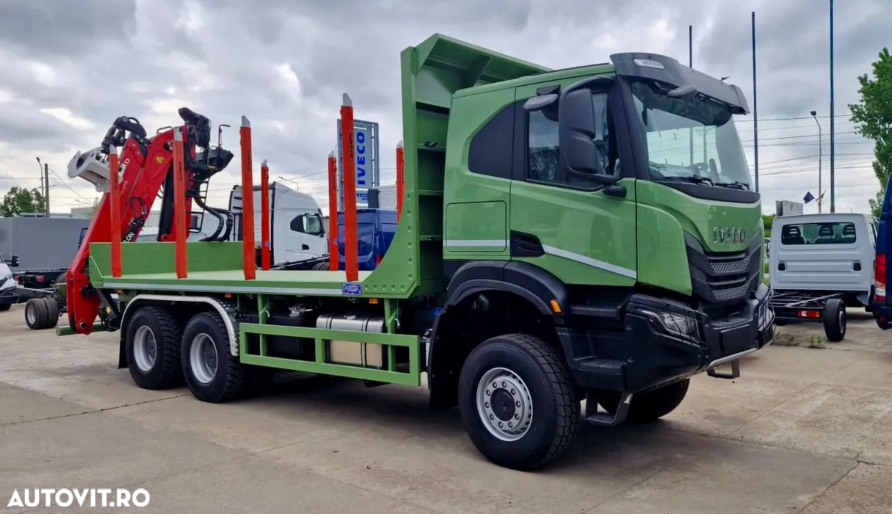 Iveco T-Way 6x6 - 2