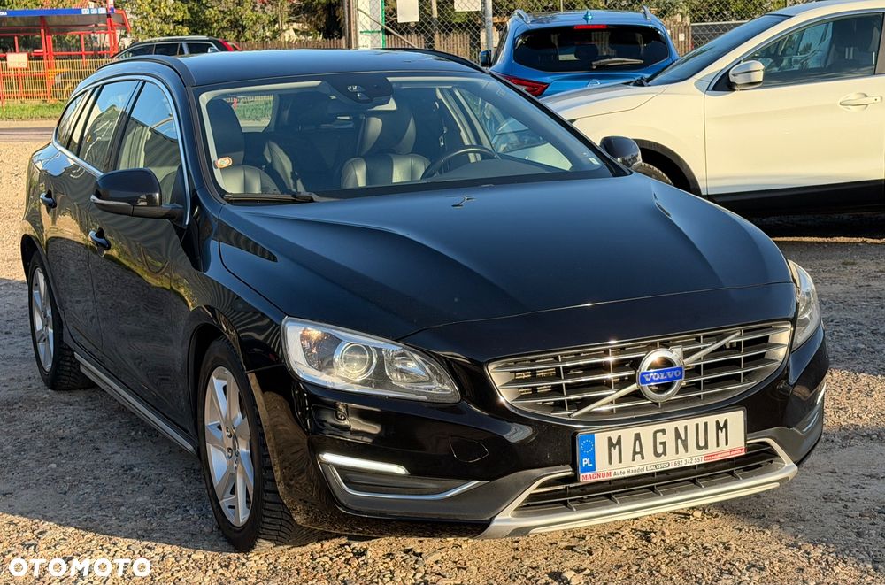 Volvo V60 D4 Drive-E Momentum - 23