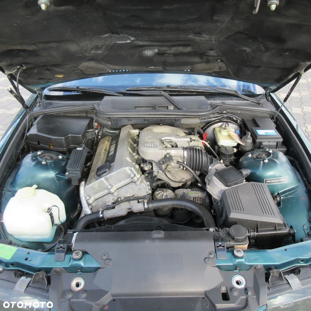 BMW Seria 3 318ti - 31