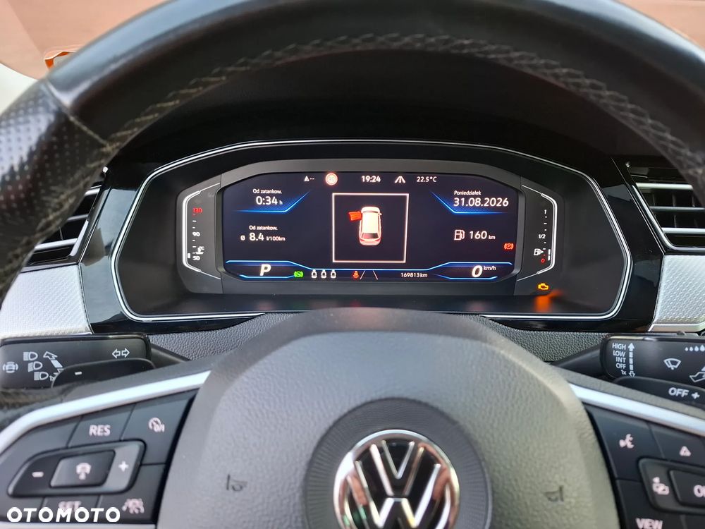 Volkswagen Passat 2.0 TDI SCR 4Motion DDG Highline - 12
