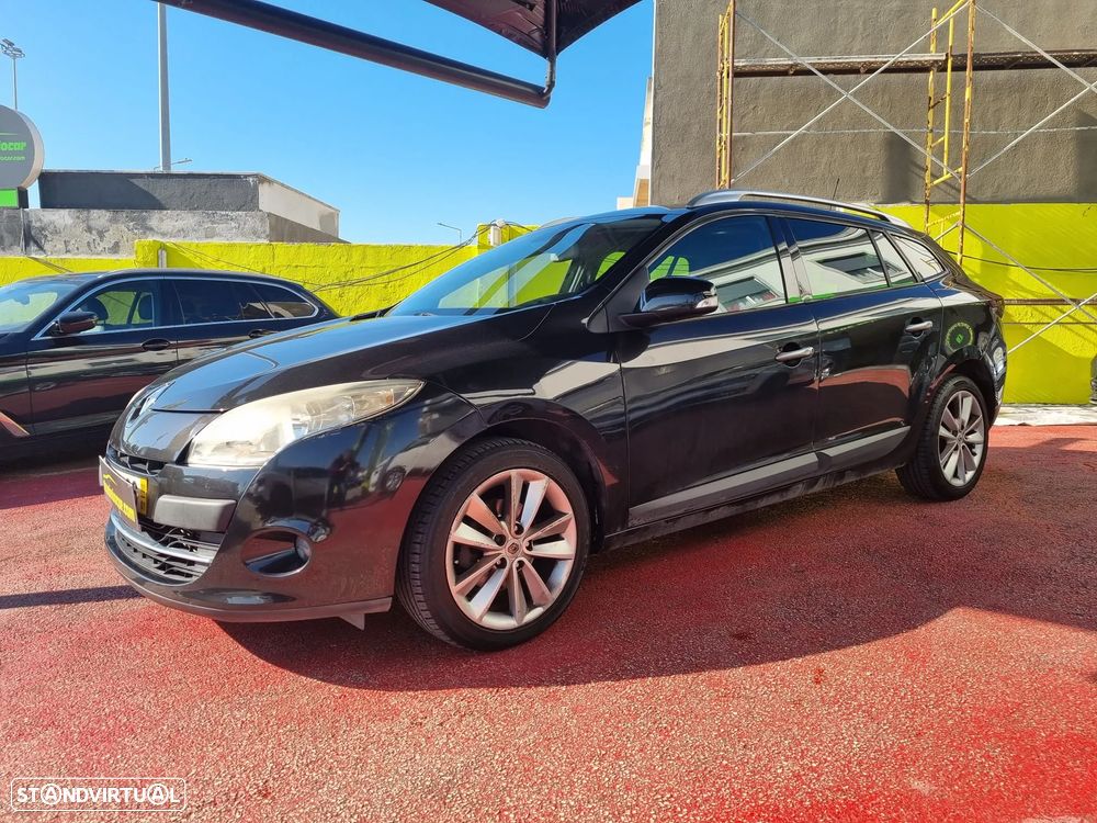 Renault Mégane Sport Tourer 1.5 dCi Dynamique S - 2