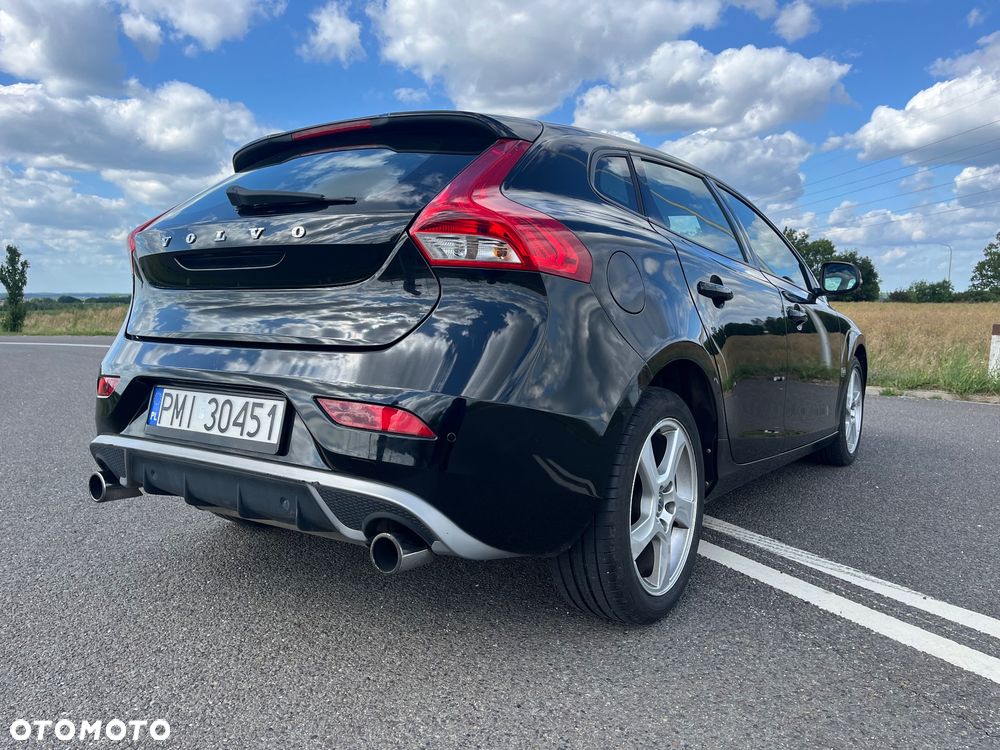 Volvo V40 T2 Drive-E Momentum - 24
