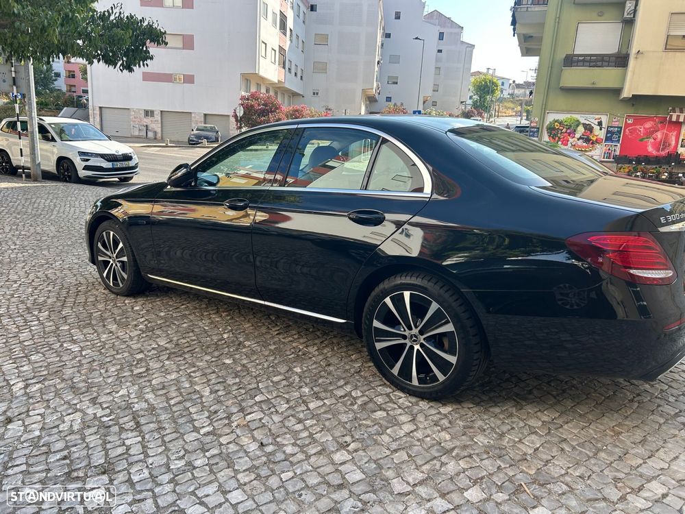 Mercedes-Benz E 300 de Avantgarde - 4