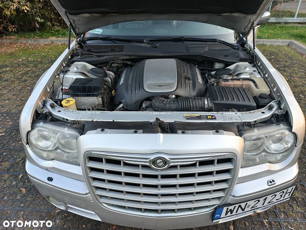 Chrysler 300C 5.7 V8 HEMI AWD Automatik - 22