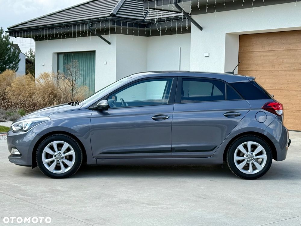 Hyundai i20 1.4 Intro Edition - 11