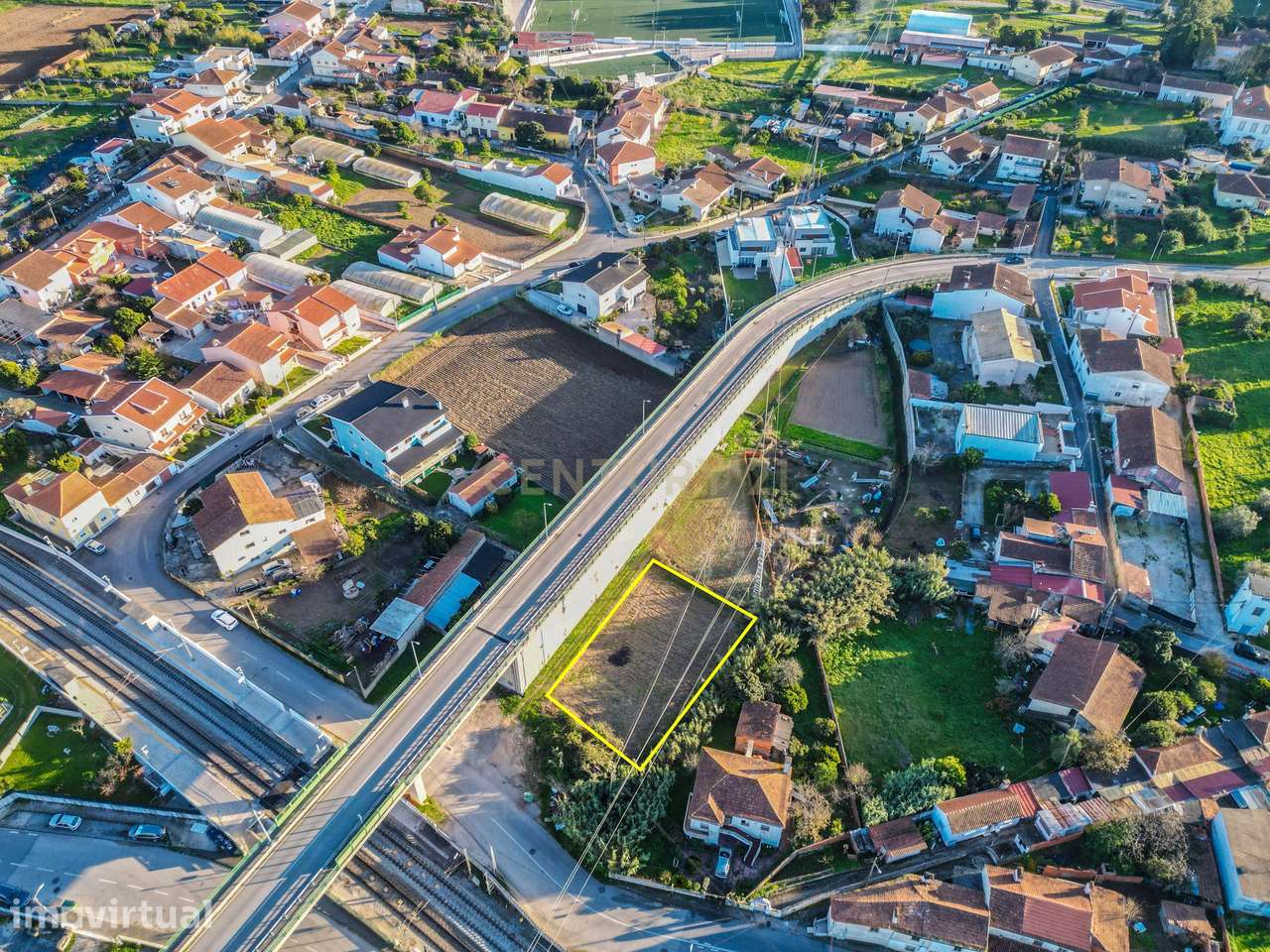 Terreno para construção com 645m2 nos Casais do campo em Coimbra - Grande imagem: 3/10