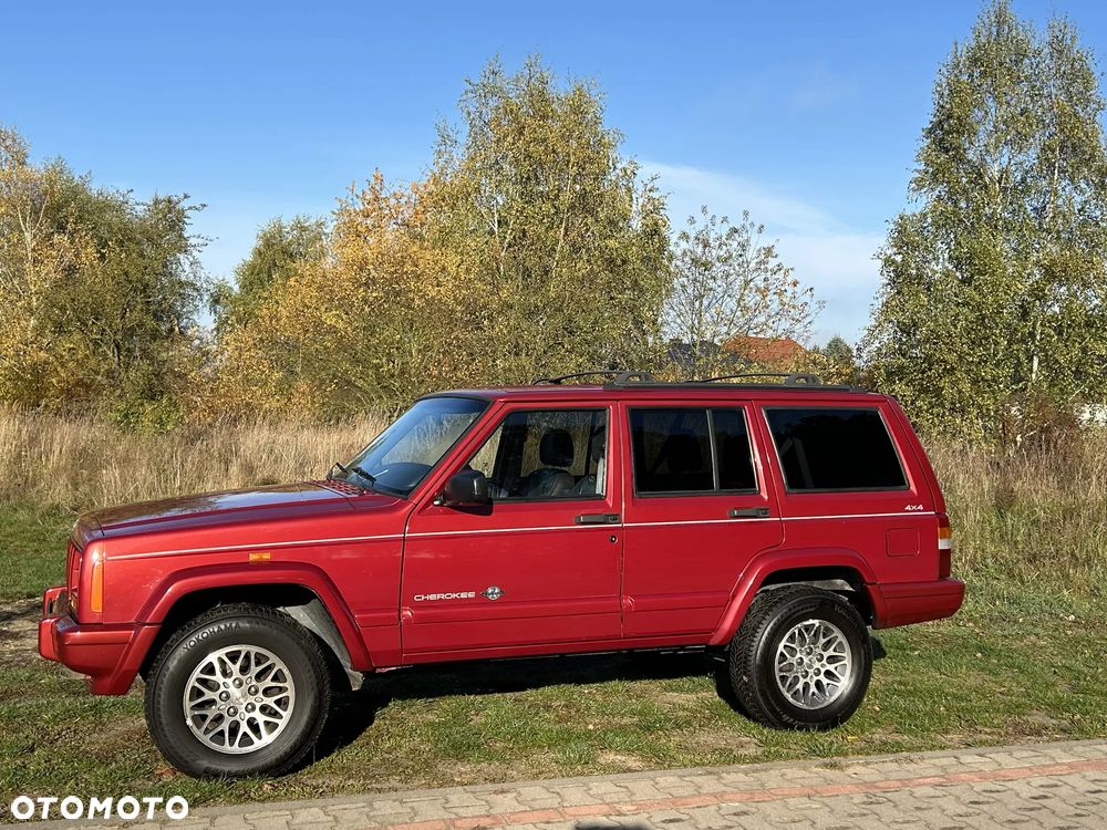Jeep Cherokee - 2