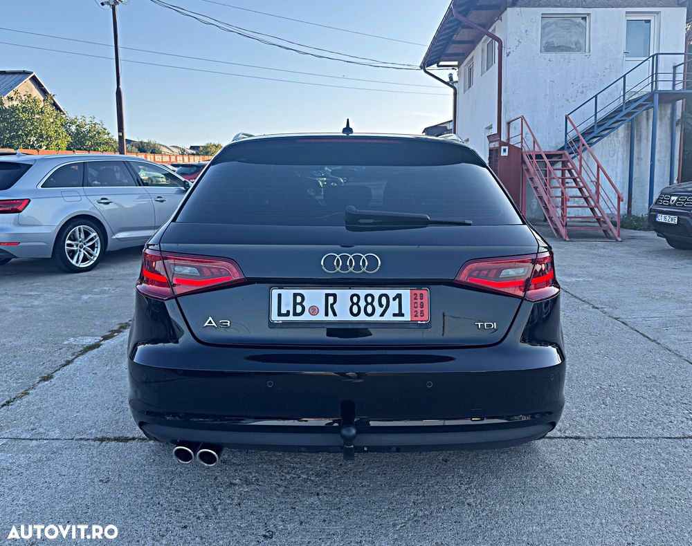 Audi A3 2.0 TDI Sportback S tronic S line Sportpaket - 12