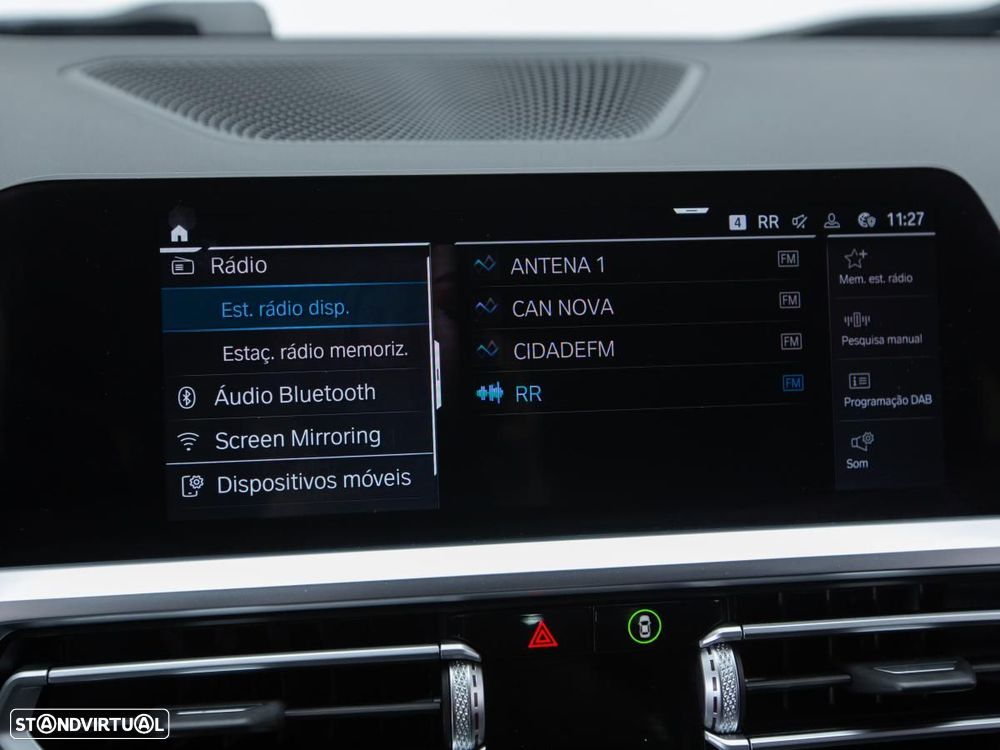 BMW 320 e Pack M Auto - 26