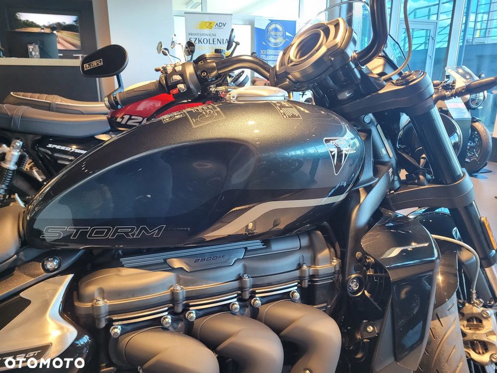 Triumph Rocket - 4