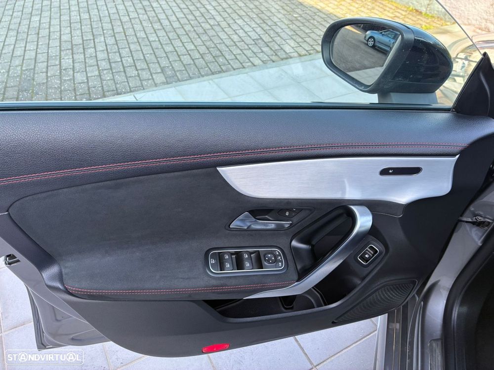 Mercedes-Benz CLA 250 - 12