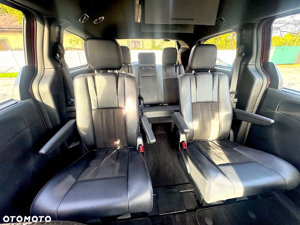 Dodge Grand Caravan 3.6 R/T - 15